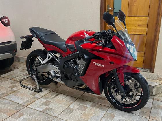 HONDA CBR 650F 